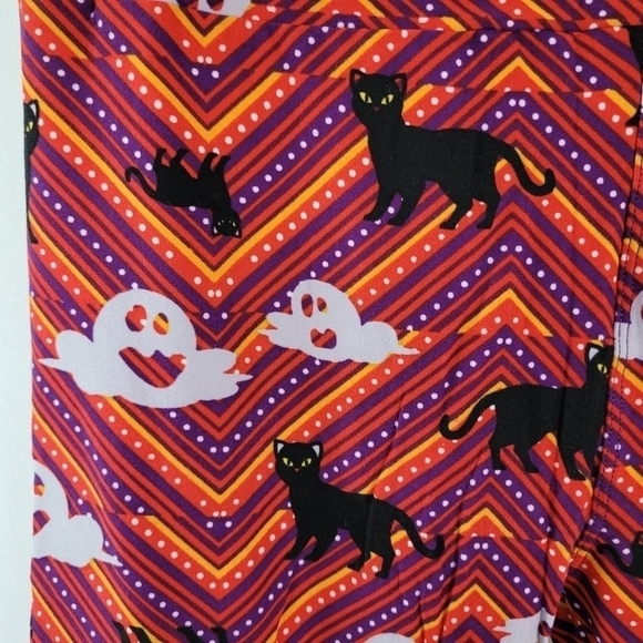 NWT LuLaRoe Simply Comfortable Cats and Ghosts Pants One Size See Measurements - Picture 4 of 9